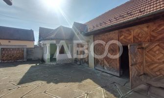 Casa de vanzare individuala cu teren de 1108 mp in Sacel Sibiu