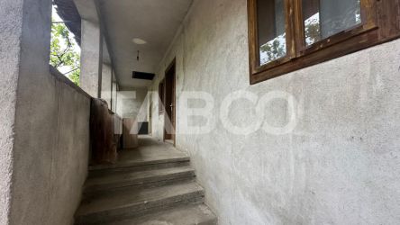 Casa de vanzare individuala teren liber 300 mp cu Rasinari Sibiu