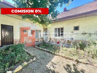 Casa de vanzare la curte comuna Zona Lunei - COMISION 0%