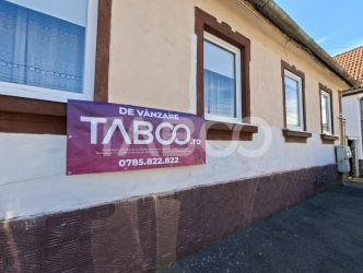 Casa de vanzare str Paltinului nr 28  Vasile Aaron teren liber 170 mp