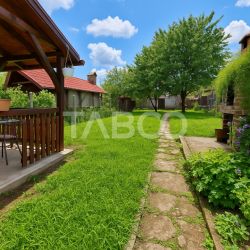 Casa de vanzare str Paltinului nr 28  Vasile Aaron teren liber 170 mp