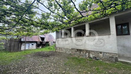Casa de vanzare teren liber 300 mp individuala cu Rasinari Sibiu