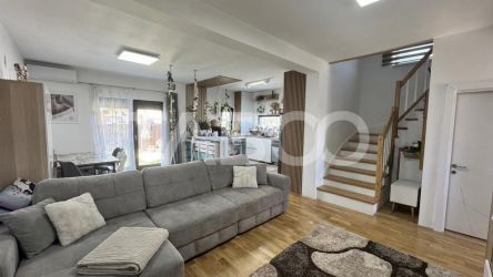 Casa duplex 125 mpu mobilata si utilata modern curte 172 mp Cristian