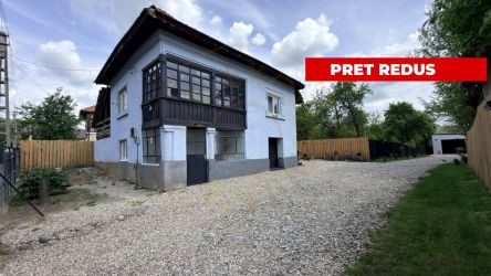 Casă + garaj modern de 80 mp pe teren de 782 mp în Câmpulung