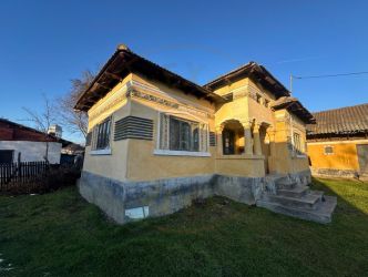 Casa in Com. Priboieni, Sat Pițoi - Comision 0
