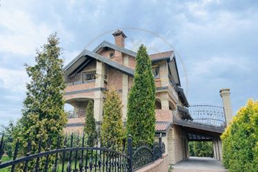 Casa in stil italian - Stefanesti, Arges - REZIDENTIAL sau AFACEREA DU