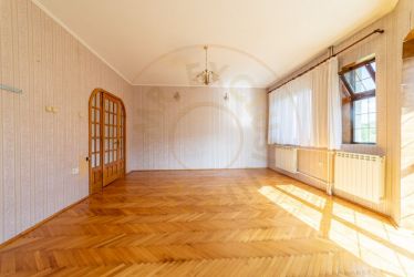 Casa in Valea Ursului + 1500 mp teren -jud. Arges