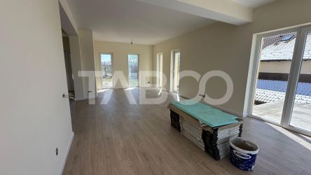 Casa individua de inchiriat garaj terasa 4 camere zona Viile Sibiului
