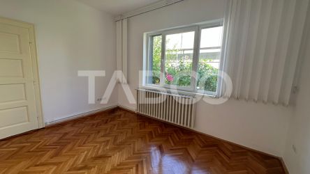 Casa individuala 100 mpu de inchiriat si curte Calea Dumbravii Sibiu