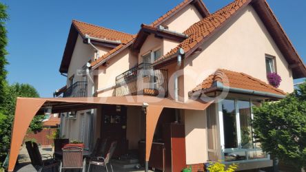 Casa Individuala 290mpu cu garaj teren liber 550m  zona Selimbar Sibiu