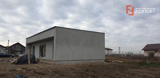 Casa individuala 3 camere de vanzare Mosnita