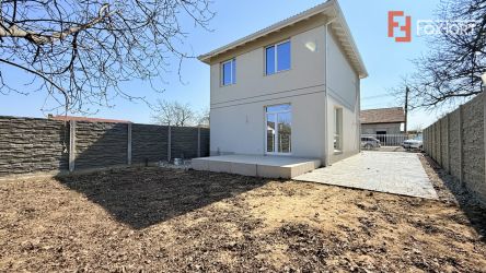 Casa individuala 4 camere cu toate utilitatile - Mosnita Veche