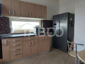 Casa individuala 4 camere P+1E 118 mp 322 mp parcela teren Cisnadie