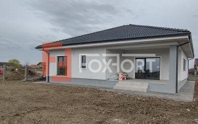 Casa individuala 4 camere, Sacalaz- Asfalt, toate utilitatiile incluse