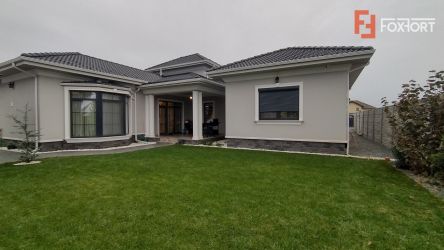 Casa individuala 4 camere, Sacalaz - Finisaje premium, toate utilitati