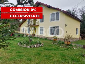 Casa individuala 4 dormitoare curte gradina zona retrasa in Cisnadie
