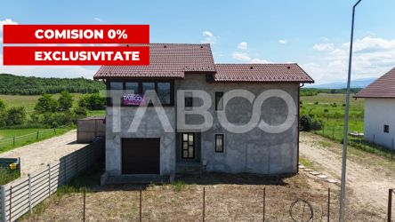 Casa individuala 5 camere 3 bai garaj 497 m teren liber Sat Sercaia