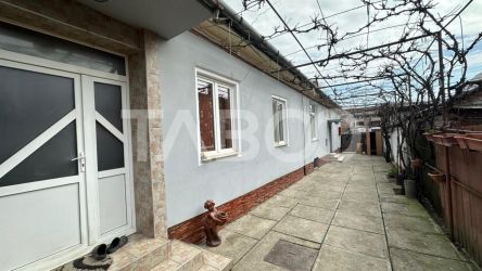 Casa individuala 5 camere acces auto teren 800 mp zona Turnisor Sibiu 