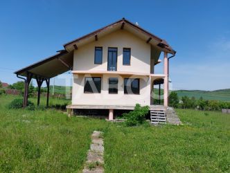 Casa individuala 5 camere cu teren 2000 mp Sura Mare Hamba Sibiu