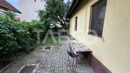 Casa individuala 8 camere curte libera 300mp zona Calea Poplacii Sibiu