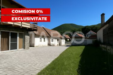 Casa individuala cu 2 corpuri COMISION 0% curte 900 mp in Cisnadioara 
