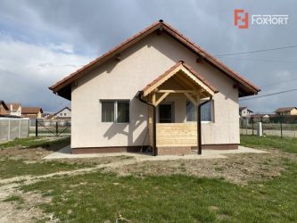 Casa individuala, cu 3 camere, de vanzare, in Sacalaz.