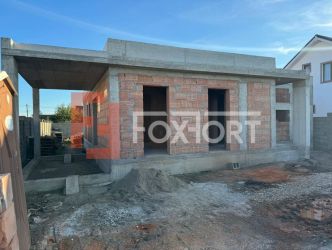 Casa individuala cu 3 camere pe parter, la rosu in Remetea Mare