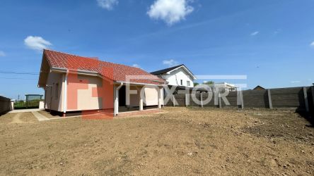 Casa individuala cu 4 camere, 130 mp utili - zona Ghiroda
