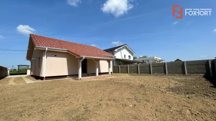 Casa individuala cu 4 camere, 130 mp utili - zona Ghiroda