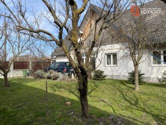 Casa individuala, cu 4 camere, de vanzare in Giarmata.