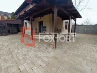 Casa individuala cu 4 camere de vanzare in Giroc