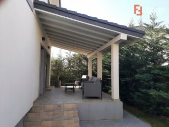 Casa individuala cu 4 camere de vanzare in localitatea Giroc