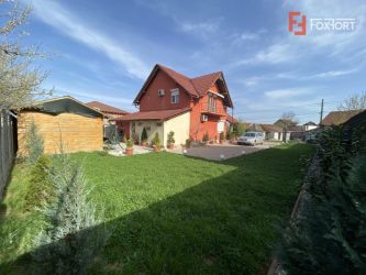 Casa individuala, cu 4 camere, de vanzare in Sanmihaiu Roman.