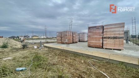 Casa individuala cu 4 camere in Sag - Zona Manastirii