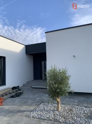 Casa individuala cu 4 camere si teren de 675 mp, zona Dumbravita