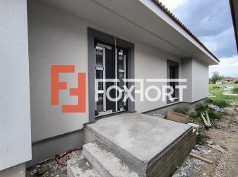 Casa individuala cu 4 camere si teren de 860 mp, zona Giroc