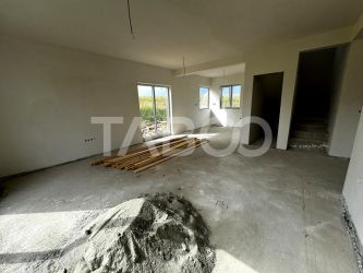 Casa individuala cu 5 camere carport si teren 478 mp Sura Mica Sibiu