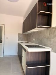 Casa individuala cu 5 camere de inchiriat zona Aradul Nou