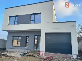 Casa individuala cu 5 camere si garaj - V2568