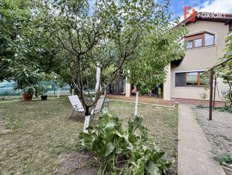 Casa individuala cu 5 camere si teren de 506 mp, zona Ghiroda