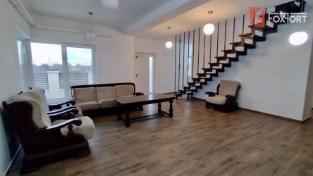 Casa individuala, cu 7 camere, de vanzare in Sacalaz