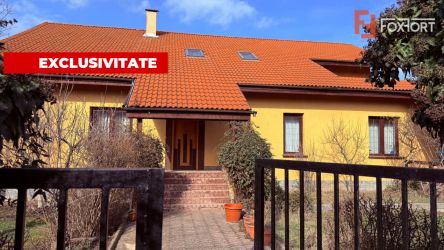 Casa individuala cu 7 camere si 1752 mp teren - zona Ghiroda