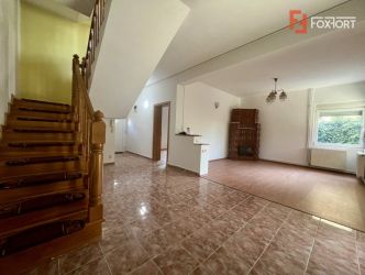 Casa individuala cu 7 camere si teren de 358 mp de vanzare, zona Giroc