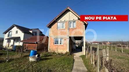 Casa individuala cu curte de 550 mp 4 camere 2 bai Cristian Sibiu 