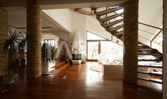 Casa individuala de inchiriat cu 4 camere si 510 teren liber Selimbar