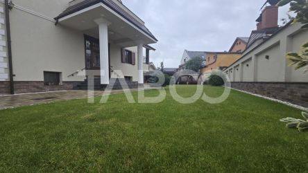Casa individuala de vanzare 294mpu 10 camere teren liber 530mp Lupeni