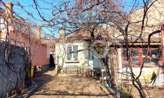 Casa individuala de vanzare 3 camere 90 mp teren liber 243 mp Cisnadie