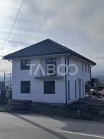 Casa individuala de vanzare 4 camere 300 mp teren Exterior Sibiu