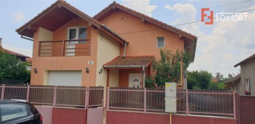 Casa individuala de vanzare 4 camere Mosnita Noua - ID V350