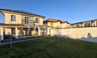 Casa individuala de vanzare 5 camere 172 mp langa Padurea Dumbrava